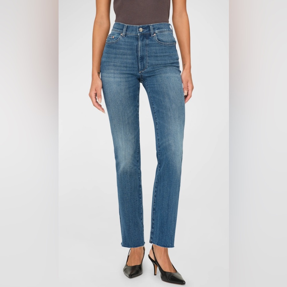 DL1961 Halle Straight in Palm Springs wash (size 26)
